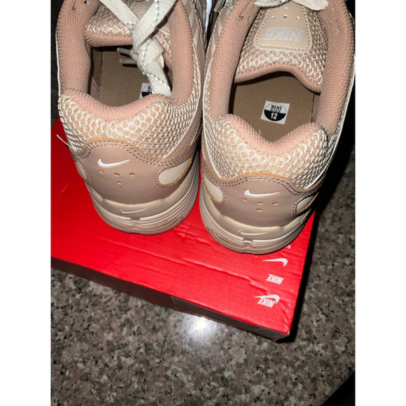 Nike P-6000 Premium Hemp Sneakers Men\'s size 12 main image 7